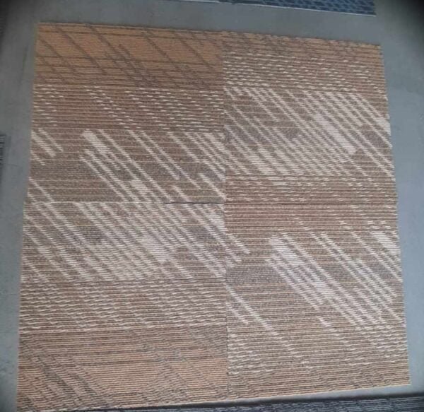 42dc8890-65ad-400a-bfa9-cb85c6e8a8b2 بلاط سجاد 50*50