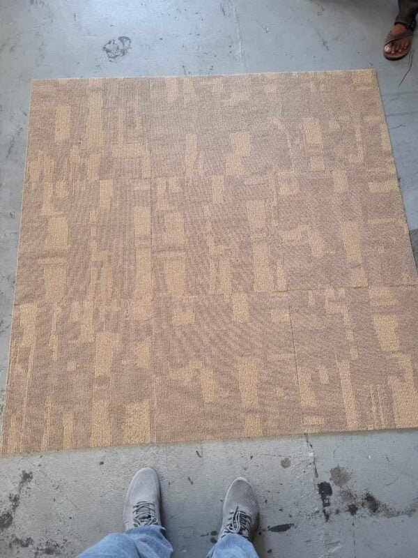 سجاد بلاط صيني بلجيكي إماراتي وطني مكسيكي